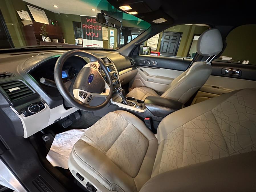 2014 Ford Explorer 4WD 4dr Base, available for sale in West Hartford, Connecticut | AutoMax. West Hartford, Connecticut 2014 Ford Explorer 4WD 4dr Base, available for sale in West Hartford, Connecticut | AutoMax. West Hartford, Connecticut