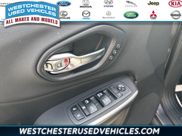 2019 Jeep Cherokee Limited, available for sale in White Plains, New York | Westchester Used Vehicles. White Plains, New York 2019 Jeep Cherokee Limited, available for sale in White Plains, New York | Westchester Used Vehicles. White Plains, New York
