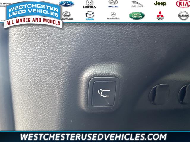 2019 Jeep Cherokee Limited, available for sale in White Plains, New York | Westchester Used Vehicles. White Plains, New York 2019 Jeep Cherokee Limited, available for sale in White Plains, New York | Westchester Used Vehicles. White Plains, New York
