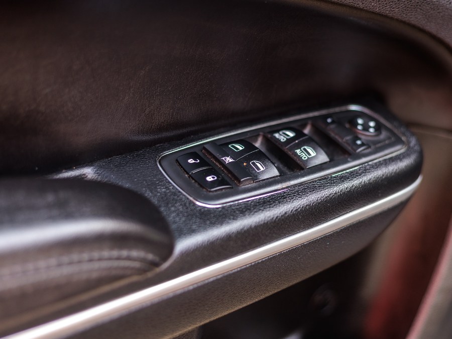 2019 Chrysler 300 Touring RWD, available for sale in Newark, New Jersey | RT Auto Center LLC. Newark, New Jersey 2019 Chrysler 300 Touring RWD, available for sale in Newark, New Jersey | RT Auto Center LLC. Newark, New Jersey