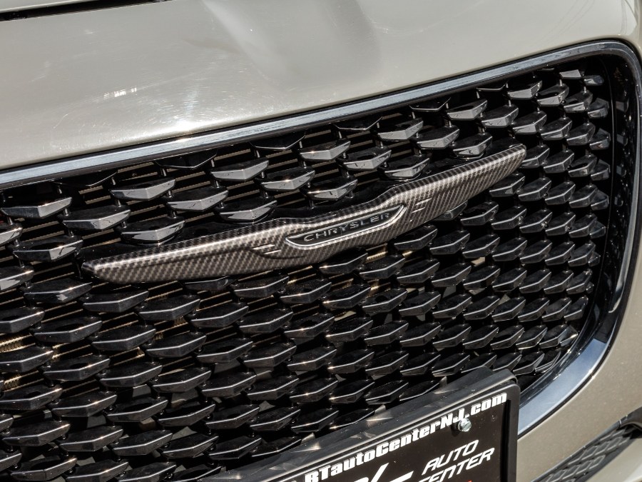 2019 Chrysler 300 Touring RWD, available for sale in Newark, New Jersey | RT Auto Center LLC. Newark, New Jersey 2019 Chrysler 300 Touring RWD, available for sale in Newark, New Jersey | RT Auto Center LLC. Newark, New Jersey