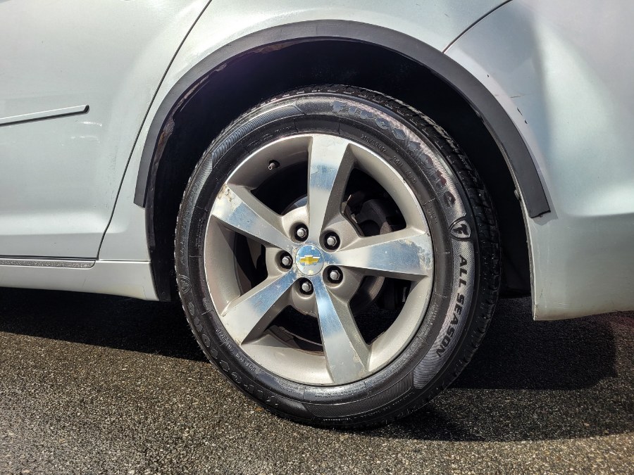 2011 Chevrolet Malibu 4dr Sdn LT w/1LT, available for sale in Newark, New Jersey | RT Auto Center LLC. Newark, New Jersey 2011 Chevrolet Malibu 4dr Sdn LT w/1LT, available for sale in Newark, New Jersey | RT Auto Center LLC. Newark, New Jersey