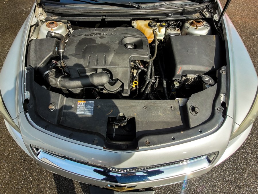 2011 Chevrolet Malibu 4dr Sdn LT w/1LT, available for sale in Newark, New Jersey | RT Auto Center LLC. Newark, New Jersey 2011 Chevrolet Malibu 4dr Sdn LT w/1LT, available for sale in Newark, New Jersey | RT Auto Center LLC. Newark, New Jersey