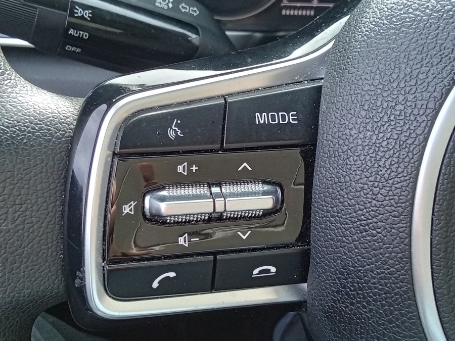 2021 Kia Sorento LX FWD, available for sale in Irvington, New Jersey | NJ Used Cars Center. Irvington, New Jersey 2021 Kia Sorento LX FWD, available for sale in Irvington, New Jersey | NJ Used Cars Center. Irvington, New Jersey