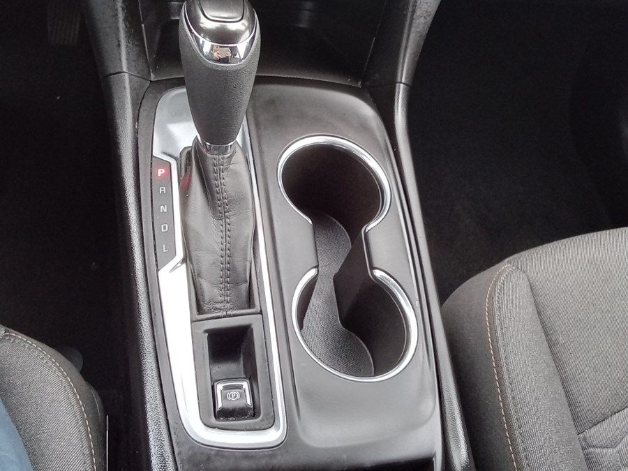2021 Chevrolet Equinox FWD 4dr LT w/1LT, available for sale in Irvington, New Jersey | NJ Used Cars Center. Irvington, New Jersey 2021 Chevrolet Equinox FWD 4dr LT w/1LT, available for sale in Irvington, New Jersey | NJ Used Cars Center. Irvington, New Jersey