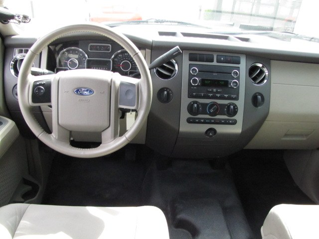 2010 Ford Expedition 4WD 4dr XLT, available for sale in Placentia, California | Auto Network Group Inc. Placentia, California 2010 Ford Expedition 4WD 4dr XLT, available for sale in Placentia, California | Auto Network Group Inc. Placentia, California