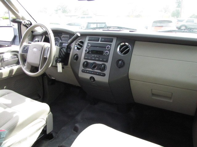 2010 Ford Expedition 4WD 4dr XLT, available for sale in Placentia, California | Auto Network Group Inc. Placentia, California 2010 Ford Expedition 4WD 4dr XLT, available for sale in Placentia, California | Auto Network Group Inc. Placentia, California