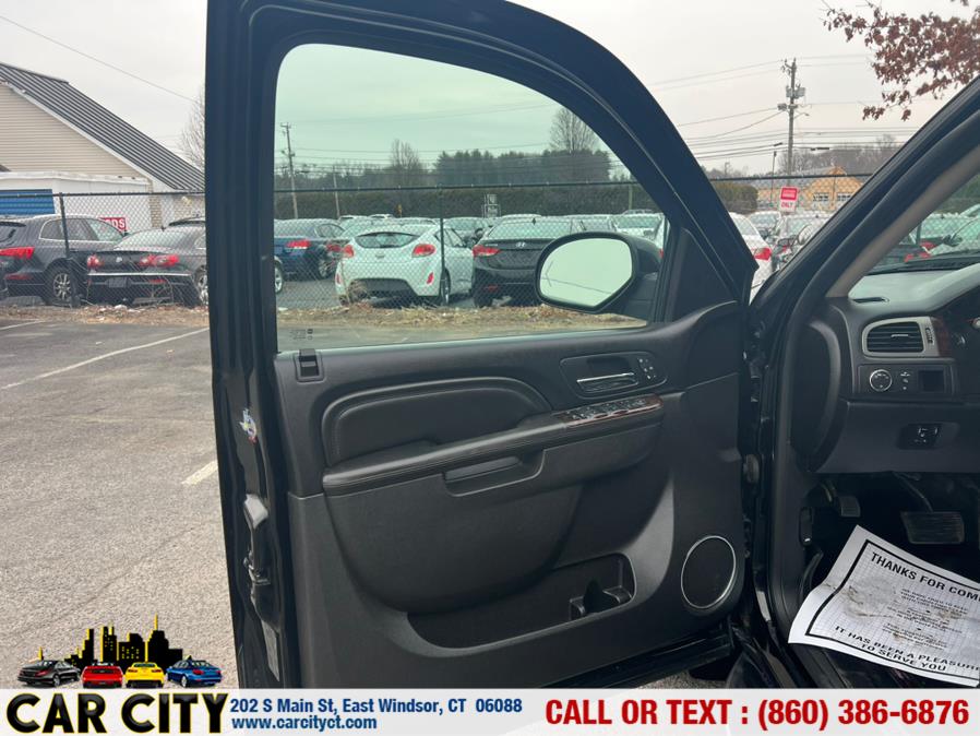 2011 GMC Yukon AWD 4dr 1500 Denali, available for sale in East Windsor, Connecticut | Car City LLC. East Windsor, Connecticut 2011 GMC Yukon AWD 4dr 1500 Denali, available for sale in East Windsor, Connecticut | Car City LLC. East Windsor, Connecticut
