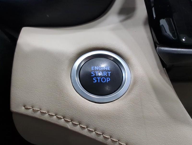2021 Toyota Highlander XLE, available for sale in Maple Shade, New Jersey | Car Revolution. Maple Shade, New Jersey 2021 Toyota Highlander XLE, available for sale in Maple Shade, New Jersey | Car Revolution. Maple Shade, New Jersey