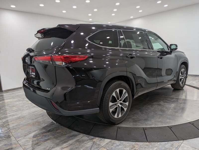 2021 Toyota Highlander XLE, available for sale in Maple Shade, New Jersey | Car Revolution. Maple Shade, New Jersey 2021 Toyota Highlander XLE, available for sale in Maple Shade, New Jersey | Car Revolution. Maple Shade, New Jersey