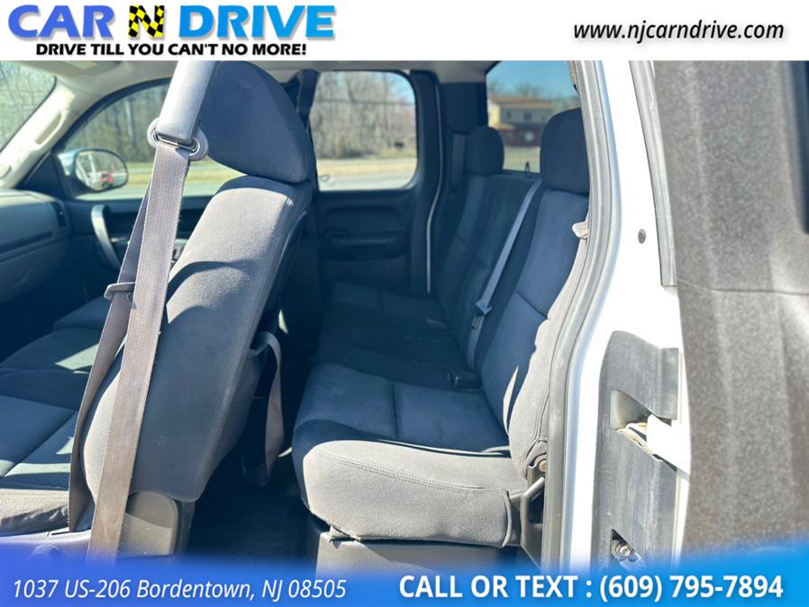 2010 Chevrolet Silverado 1500 LS Extended Cab 4WD, available for sale in Bordentown, New Jersey | Car N Drive. Bordentown, New Jersey 2010 Chevrolet Silverado 1500 LS Extended Cab 4WD, available for sale in Bordentown, New Jersey | Car N Drive. Bordentown, New Jersey