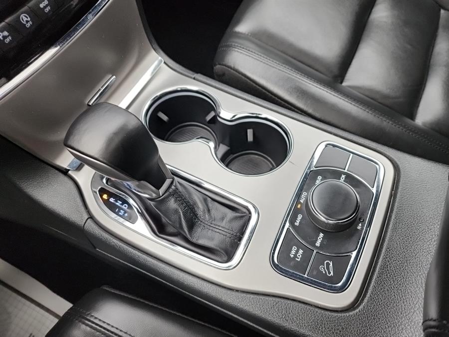 2020 Jeep Grand Cherokee Limited 4x4, available for sale in Islip, New York | L.I. Auto Gallery. Islip, New York 2020 Jeep Grand Cherokee Limited 4x4, available for sale in Islip, New York | L.I. Auto Gallery. Islip, New York