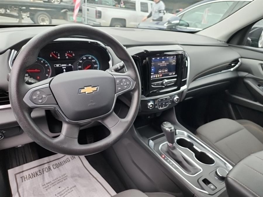 2020 Chevrolet Traverse FWD 4dr LS w/1LS, available for sale in Islip, New York | L.I. Auto Gallery. Islip, New York 2020 Chevrolet Traverse FWD 4dr LS w/1LS, available for sale in Islip, New York | L.I. Auto Gallery. Islip, New York