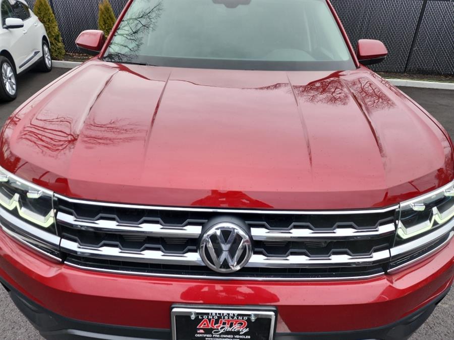 2019 Volkswagen Atlas 3.6L V6 SE w/Technology 4MOTION, available for sale in Islip, New York | L.I. Auto Gallery. Islip, New York 2019 Volkswagen Atlas 3.6L V6 SE w/Technology 4MOTION, available for sale in Islip, New York | L.I. Auto Gallery. Islip, New York