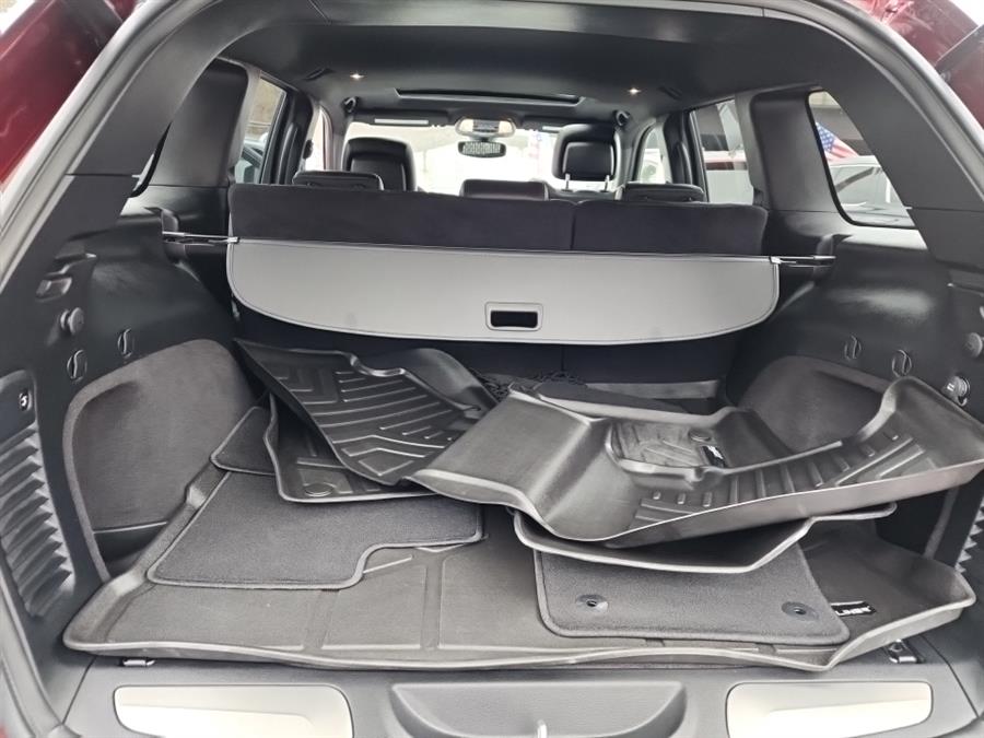 2020 Jeep Grand Cherokee Limited 4x4, available for sale in Islip, New York | L.I. Auto Gallery. Islip, New York 2020 Jeep Grand Cherokee Limited 4x4, available for sale in Islip, New York | L.I. Auto Gallery. Islip, New York