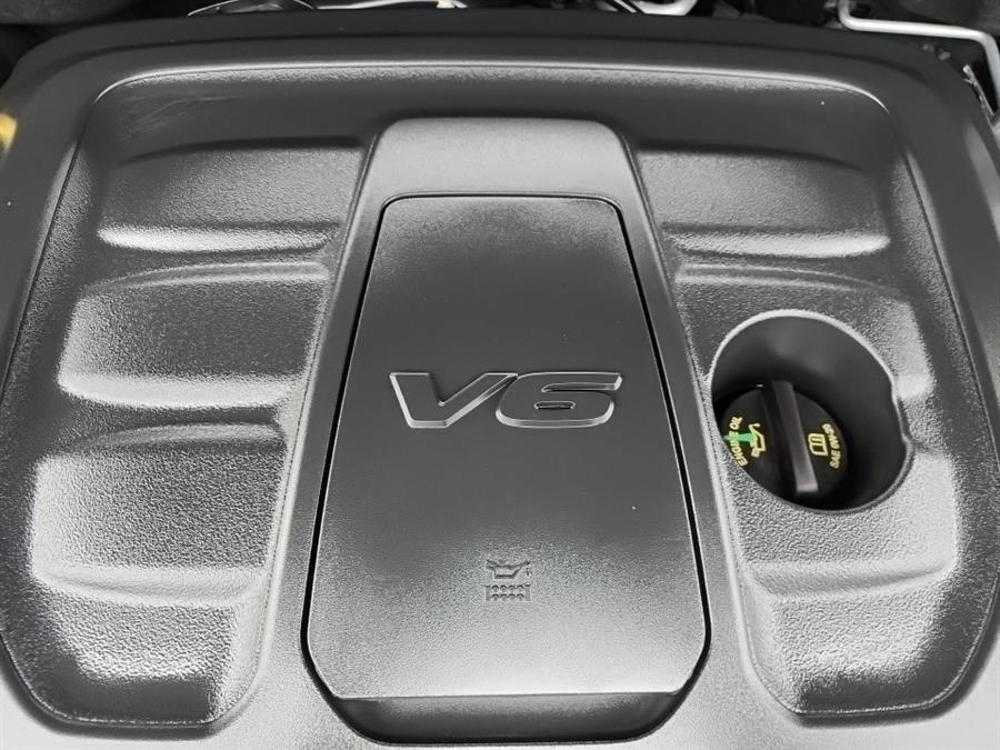 2020 Jeep Grand Cherokee Limited 4x4, available for sale in Islip, New York | L.I. Auto Gallery. Islip, New York 2020 Jeep Grand Cherokee Limited 4x4, available for sale in Islip, New York | L.I. Auto Gallery. Islip, New York