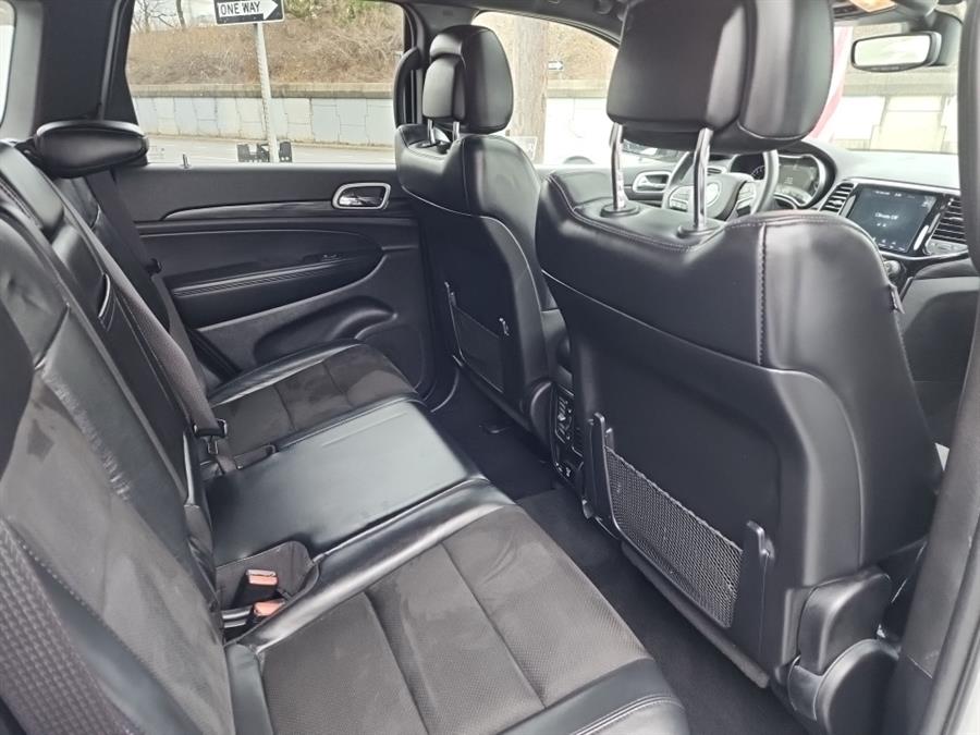 2019 Jeep Grand Cherokee Altitude 4x4, available for sale in Islip, New York | L.I. Auto Gallery. Islip, New York 2019 Jeep Grand Cherokee Altitude 4x4, available for sale in Islip, New York | L.I. Auto Gallery. Islip, New York
