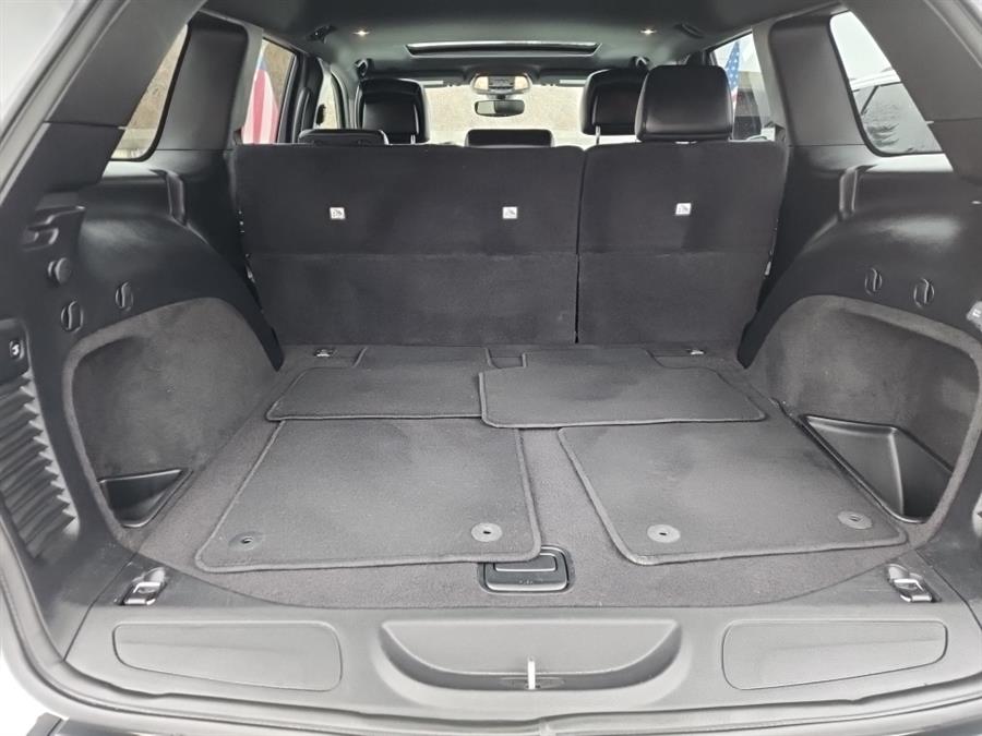 2019 Jeep Grand Cherokee Altitude 4x4, available for sale in Islip, New York | L.I. Auto Gallery. Islip, New York 2019 Jeep Grand Cherokee Altitude 4x4, available for sale in Islip, New York | L.I. Auto Gallery. Islip, New York