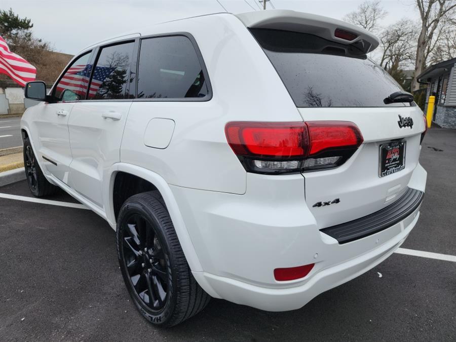 2019 Jeep Grand Cherokee Altitude 4x4, available for sale in Islip, New York | L.I. Auto Gallery. Islip, New York 2019 Jeep Grand Cherokee Altitude 4x4, available for sale in Islip, New York | L.I. Auto Gallery. Islip, New York