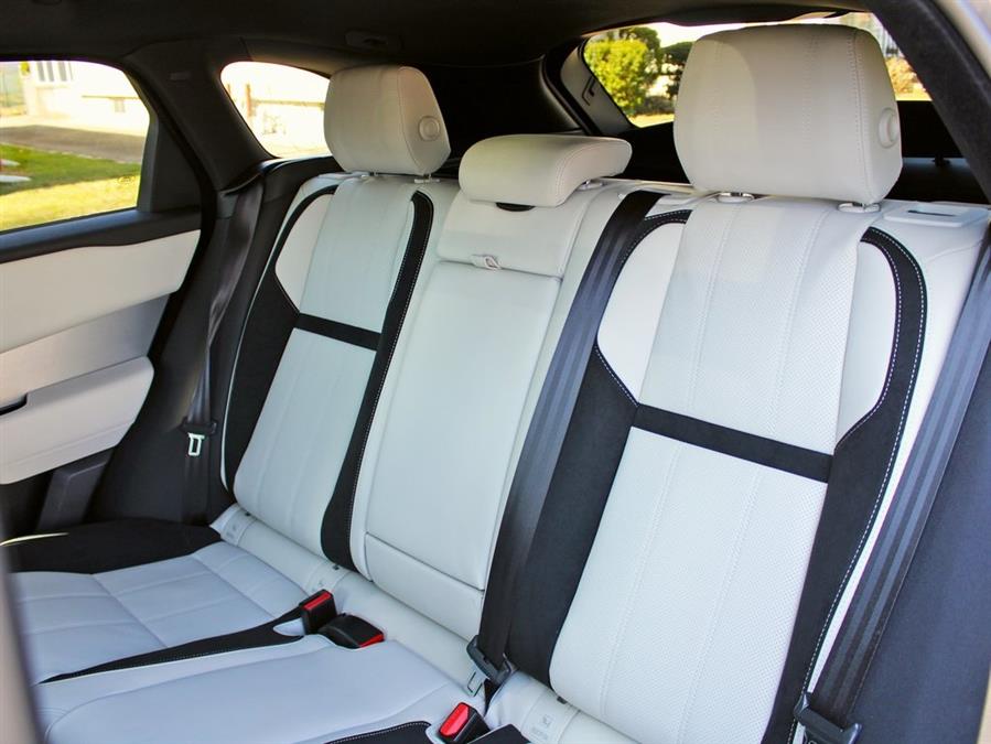 2018 Land Rover Range Rover Velar P250 SE R-Dynamic, available for sale in Great Neck, New York | Auto Expo Ent Inc.. Great Neck, New York 2018 Land Rover Range Rover Velar P250 SE R-Dynamic, available for sale in Great Neck, New York | Auto Expo Ent Inc.. Great Neck, New York