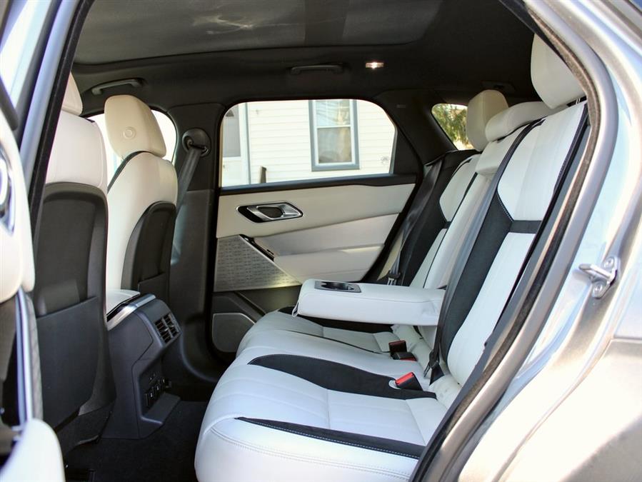 2018 Land Rover Range Rover Velar P250 SE R-Dynamic, available for sale in Great Neck, New York | Auto Expo Ent Inc.. Great Neck, New York 2018 Land Rover Range Rover Velar P250 SE R-Dynamic, available for sale in Great Neck, New York | Auto Expo Ent Inc.. Great Neck, New York