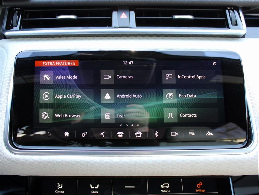2018 Land Rover Range Rover Velar P250 SE R-Dynamic, available for sale in Great Neck, New York | Auto Expo Ent Inc.. Great Neck, New York 2018 Land Rover Range Rover Velar P250 SE R-Dynamic, available for sale in Great Neck, New York | Auto Expo Ent Inc.. Great Neck, New York
