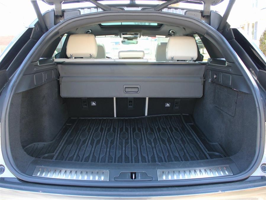 2018 Land Rover Range Rover Velar P250 SE R-Dynamic, available for sale in Great Neck, New York | Auto Expo Ent Inc.. Great Neck, New York 2018 Land Rover Range Rover Velar P250 SE R-Dynamic, available for sale in Great Neck, New York | Auto Expo Ent Inc.. Great Neck, New York