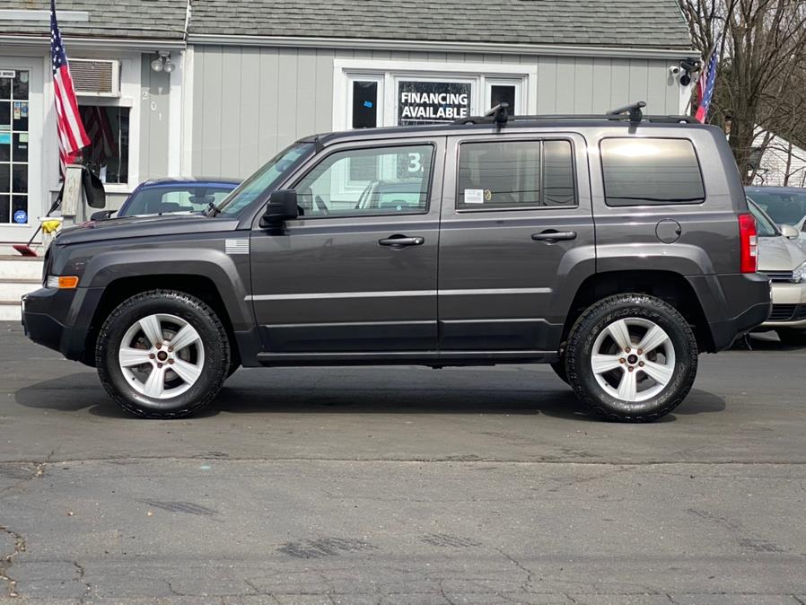 2016 Jeep Patriot 4WD 4dr Latitude, available for sale in Canton, Connecticut | Lava Motors 2 Inc. Canton, Connecticut 2016 Jeep Patriot 4WD 4dr Latitude, available for sale in Canton, Connecticut | Lava Motors 2 Inc. Canton, Connecticut