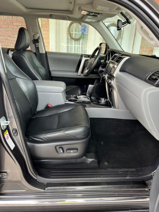 2013 Toyota 4Runner 4WD 4dr V6 SR5 (Natl), available for sale in New Britain, Connecticut | Supreme Automotive. New Britain, Connecticut 2013 Toyota 4Runner 4WD 4dr V6 SR5 (Natl), available for sale in New Britain, Connecticut | Supreme Automotive. New Britain, Connecticut