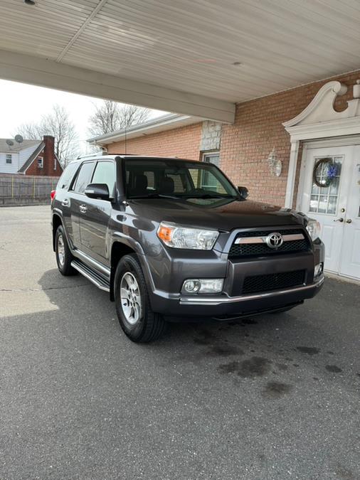 2013 Toyota 4Runner 4WD 4dr V6 SR5 (Natl), available for sale in New Britain, Connecticut | Supreme Automotive. New Britain, Connecticut