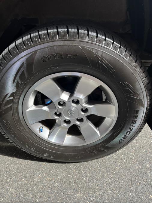 2013 Toyota 4Runner 4WD 4dr V6 SR5 (Natl), available for sale in New Britain, Connecticut | Supreme Automotive. New Britain, Connecticut 2013 Toyota 4Runner 4WD 4dr V6 SR5 (Natl), available for sale in New Britain, Connecticut | Supreme Automotive. New Britain, Connecticut