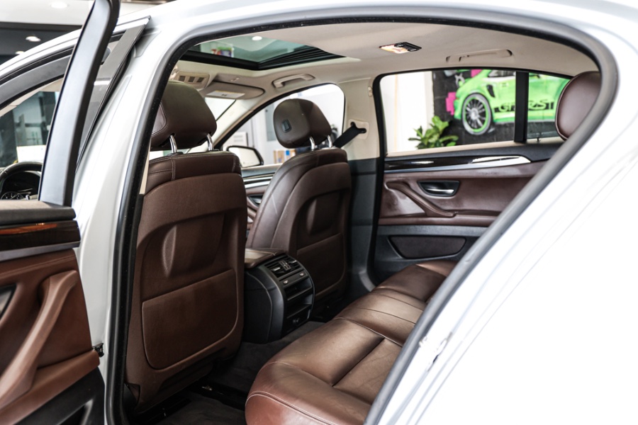 2014 BMW 5 Series 4dr Sdn 535i xDrive AWD, available for sale in ELMONT, New York | 26 Motors Long Island. ELMONT, New York 2014 BMW 5 Series 4dr Sdn 535i xDrive AWD, available for sale in ELMONT, New York | 26 Motors Long Island. ELMONT, New York