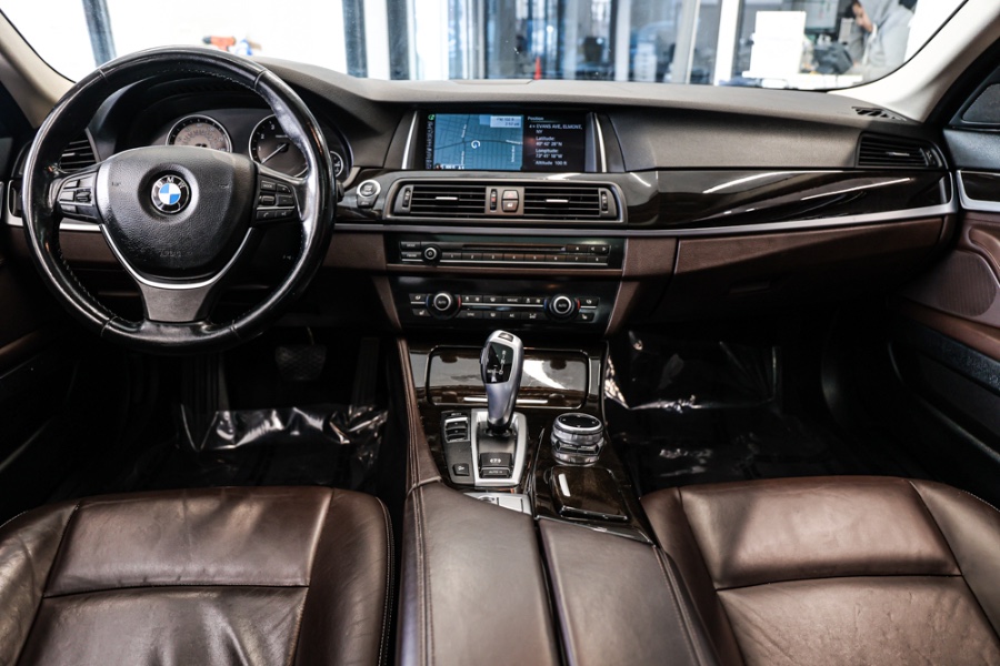 2014 BMW 5 Series 4dr Sdn 535i xDrive AWD, available for sale in ELMONT, New York | 26 Motors Long Island. ELMONT, New York 2014 BMW 5 Series 4dr Sdn 535i xDrive AWD, available for sale in ELMONT, New York | 26 Motors Long Island. ELMONT, New York