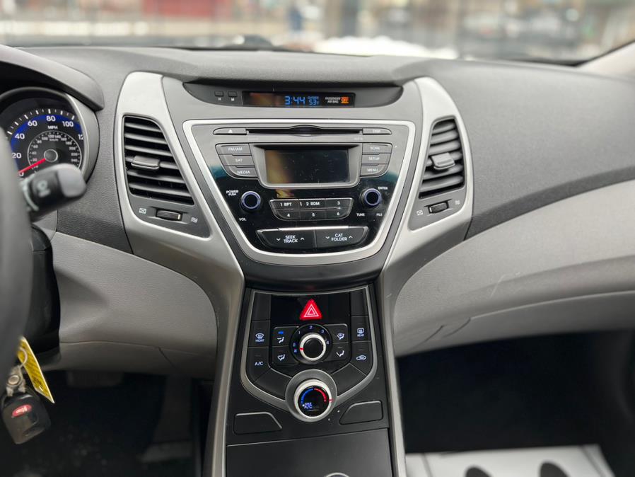 2014 Hyundai Elantra 4dr Sdn Auto SE (Ulsan Plant), available for sale in Springfield, Massachusetts | Jordan Auto Sales. Springfield, Massachusetts 2014 Hyundai Elantra 4dr Sdn Auto SE (Ulsan Plant), available for sale in Springfield, Massachusetts | Jordan Auto Sales. Springfield, Massachusetts