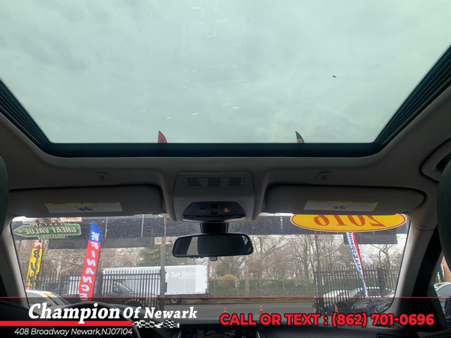2016 BMW 5 Series 4dr Sdn 528i xDrive AWD, available for sale in Newark, New Jersey | Champion Of Newark. Newark, New Jersey 2016 BMW 5 Series 4dr Sdn 528i xDrive AWD, available for sale in Newark, New Jersey | Champion Of Newark. Newark, New Jersey