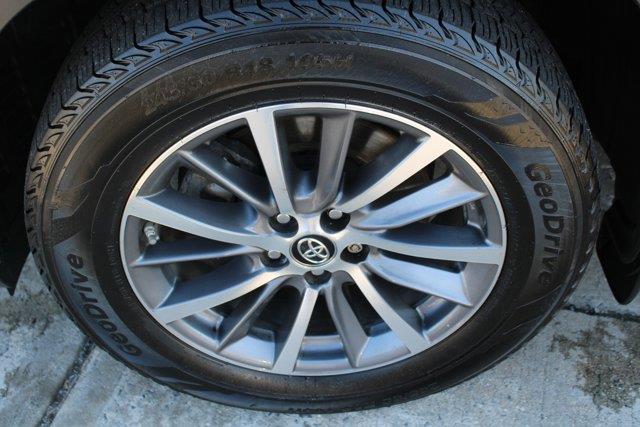 2019 Toyota Highlander XLE, available for sale in Elmont, New York | NY Luxury Motors. Elmont, New York 2019 Toyota Highlander XLE, available for sale in Elmont, New York | NY Luxury Motors. Elmont, New York