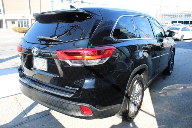 2019 Toyota Highlander XLE, available for sale in Elmont, New York | NY Luxury Motors. Elmont, New York 2019 Toyota Highlander XLE, available for sale in Elmont, New York | NY Luxury Motors. Elmont, New York