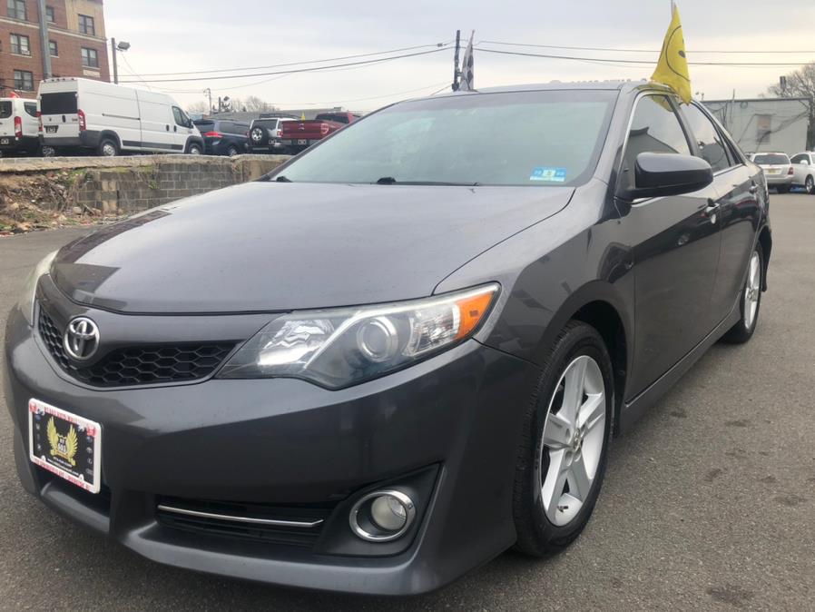 2013 Toyota Camry 4dr Sdn I4 Auto SE (Natl), available for sale in Irvington, New Jersey | Elis Motors Corp. Irvington, New Jersey 2013 Toyota Camry 4dr Sdn I4 Auto SE (Natl), available for sale in Irvington, New Jersey | Elis Motors Corp. Irvington, New Jersey