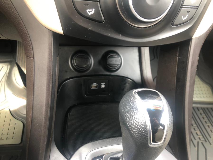2018 Hyundai Santa Fe Sport 2.4L Auto, available for sale in Irvington, New Jersey | Elis Motors Corp. Irvington, New Jersey 2018 Hyundai Santa Fe Sport 2.4L Auto, available for sale in Irvington, New Jersey | Elis Motors Corp. Irvington, New Jersey