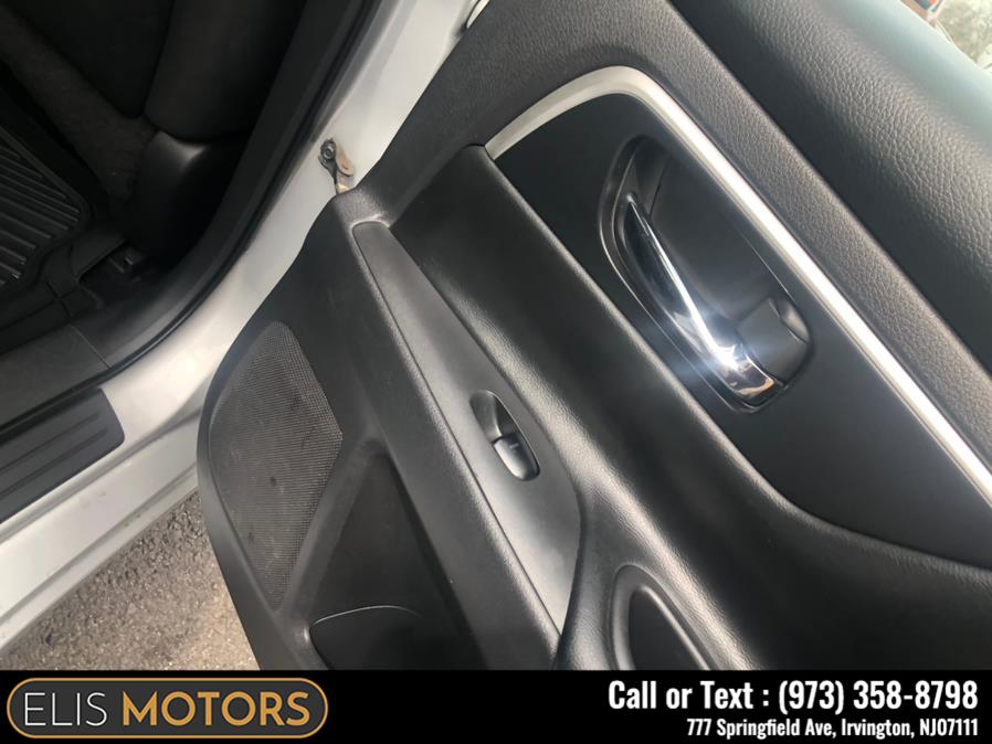 2017 Nissan Altima 2.5 SV Sedan, available for sale in Irvington, New Jersey | Elis Motors Corp. Irvington, New Jersey 2017 Nissan Altima 2.5 SV Sedan, available for sale in Irvington, New Jersey | Elis Motors Corp. Irvington, New Jersey