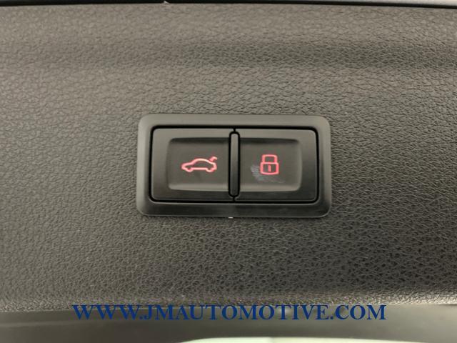 2015 Audi Q3 quattro 4dr 2.0T Prestige, available for sale in Naugatuck, Connecticut | J&M Automotive Sls&Svc LLC. Naugatuck, Connecticut 2015 Audi Q3 quattro 4dr 2.0T Prestige, available for sale in Naugatuck, Connecticut | J&M Automotive Sls&Svc LLC. Naugatuck, Connecticut