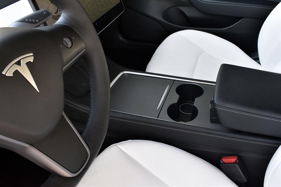 2021 Tesla Model 3 Standard Range Plus 4dr Sedan, available for sale in Great Neck, New York | Camy Cars. Great Neck, New York 2021 Tesla Model 3 Standard Range Plus 4dr Sedan, available for sale in Great Neck, New York | Camy Cars. Great Neck, New York