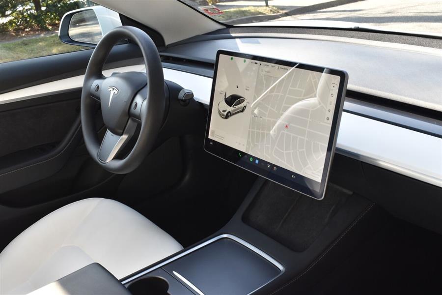 2021 Tesla Model 3 Standard Range Plus 4dr Sedan, available for sale in Great Neck, New York | Camy Cars. Great Neck, New York 2021 Tesla Model 3 Standard Range Plus 4dr Sedan, available for sale in Great Neck, New York | Camy Cars. Great Neck, New York
