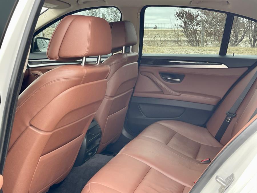 2014 BMW 5 Series 4dr Sdn 535i xDrive AWD, available for sale in Darien, Wisconsin | Geneva Motor Cars. Darien, Wisconsin 2014 BMW 5 Series 4dr Sdn 535i xDrive AWD, available for sale in Darien, Wisconsin | Geneva Motor Cars. Darien, Wisconsin