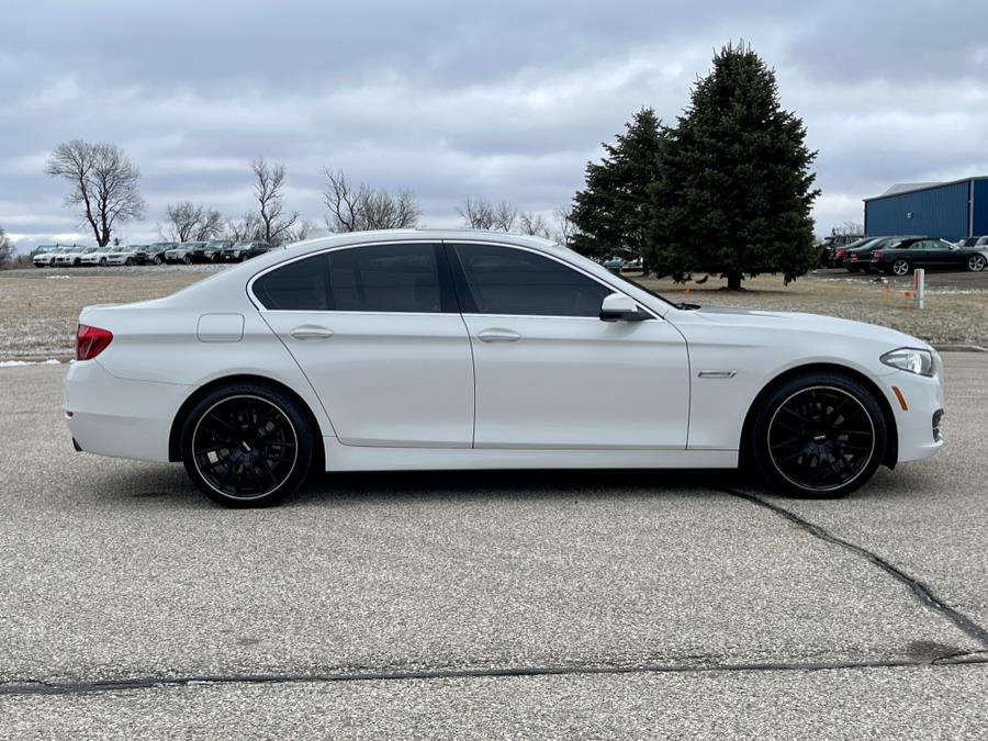 2014 BMW 5 Series 4dr Sdn 535i xDrive AWD, available for sale in Darien, Wisconsin | Geneva Motor Cars. Darien, Wisconsin 2014 BMW 5 Series 4dr Sdn 535i xDrive AWD, available for sale in Darien, Wisconsin | Geneva Motor Cars. Darien, Wisconsin