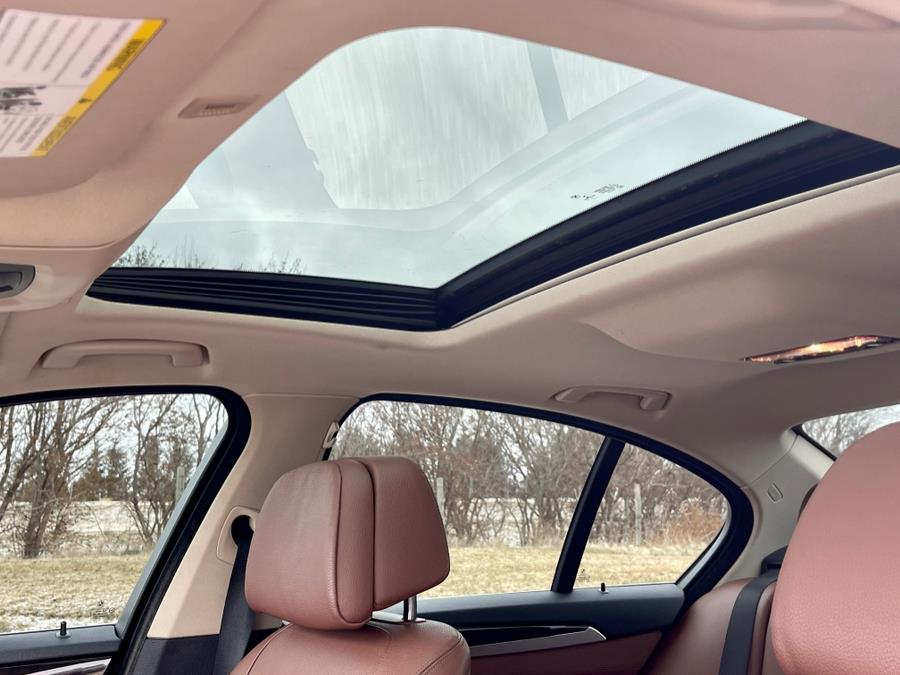 2014 BMW 5 Series 4dr Sdn 535i xDrive AWD, available for sale in Darien, Wisconsin | Geneva Motor Cars. Darien, Wisconsin 2014 BMW 5 Series 4dr Sdn 535i xDrive AWD, available for sale in Darien, Wisconsin | Geneva Motor Cars. Darien, Wisconsin