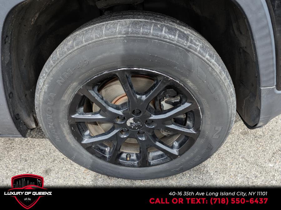 2017 Jeep Cherokee Latitude 4x4, available for sale in Long Island City, New York | Luxury Of Queens. Long Island City, New York 2017 Jeep Cherokee Latitude 4x4, available for sale in Long Island City, New York | Luxury Of Queens. Long Island City, New York