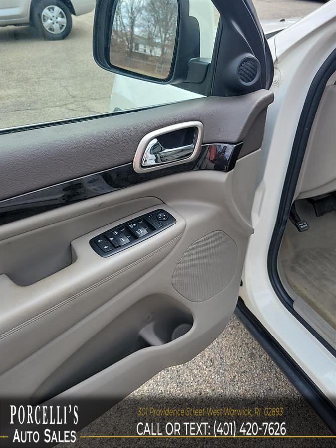 2011 Jeep Grand Cherokee 4WD 4dr Laredo, available for sale in West Warwick, Rhode Island | Porcelli's Auto Sales. West Warwick, Rhode Island 2011 Jeep Grand Cherokee 4WD 4dr Laredo, available for sale in West Warwick, Rhode Island | Porcelli's Auto Sales. West Warwick, Rhode Island