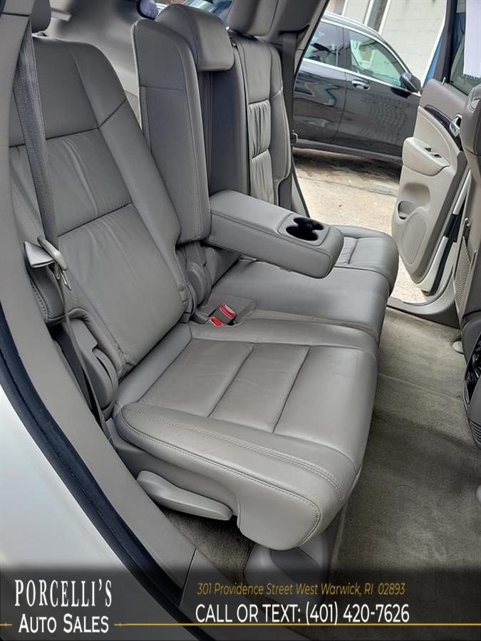 2011 Jeep Grand Cherokee 4WD 4dr Laredo, available for sale in West Warwick, Rhode Island | Porcelli's Auto Sales. West Warwick, Rhode Island 2011 Jeep Grand Cherokee 4WD 4dr Laredo, available for sale in West Warwick, Rhode Island | Porcelli's Auto Sales. West Warwick, Rhode Island