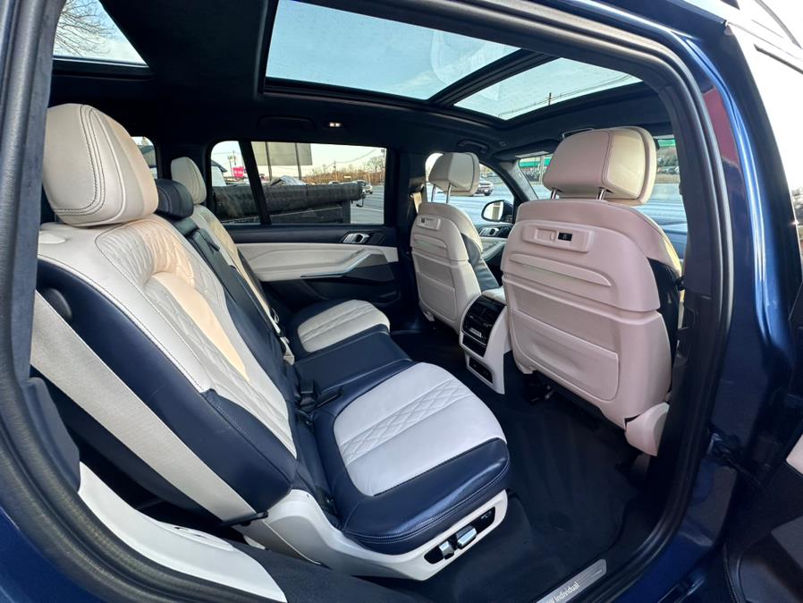 2020 BMW X7 xDrive40i Sports Activity Vehicle, available for sale in Bloomingdale, New Jersey | Bloomingdale Auto Group. Bloomingdale, New Jersey